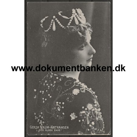 Gerda Krum-Nathansen i "Den Glade Enke " Postkort