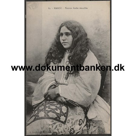 Femme Arabe decoiffee Marokko Postkort