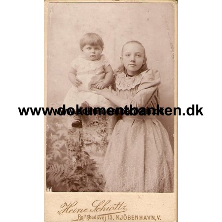 Rantsen, Martine. Fdt d. 8 September 1882, Foto