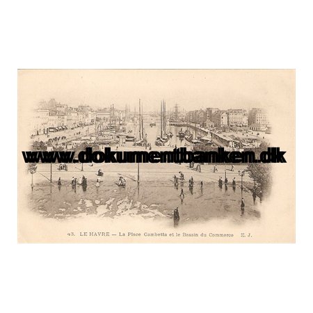 Le Havre, La Place Gambetta et le Bassin du Commerce, Carte Postale