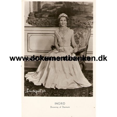 Ingrid. Dronning af Danmark. Post kort. 1956