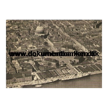 Larsens Plads og Kvsthusbroen. Luftfoto. Postkort