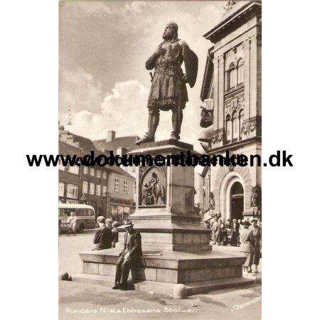 Niels Ebbesens Statue, Randers, Postkort