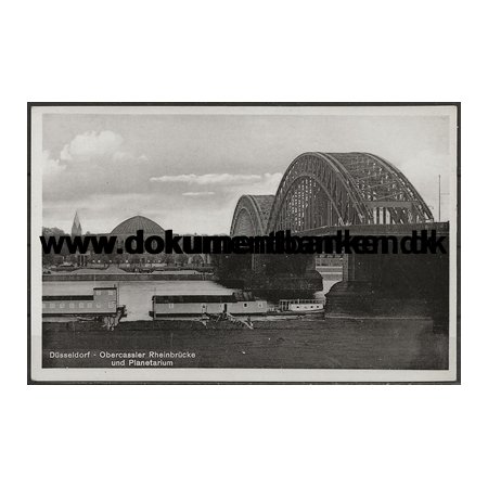 Obercassler Rheinbrcke und Planetarium Dsseldorf Tyskland Postkort