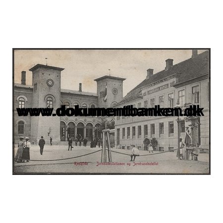 Jernbanestationen og Jernbanehotellet Roskilde Postkort